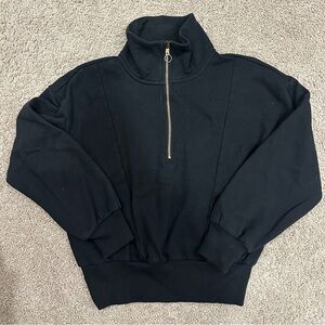 Black cropped  cotton zip up with gold zipper size small